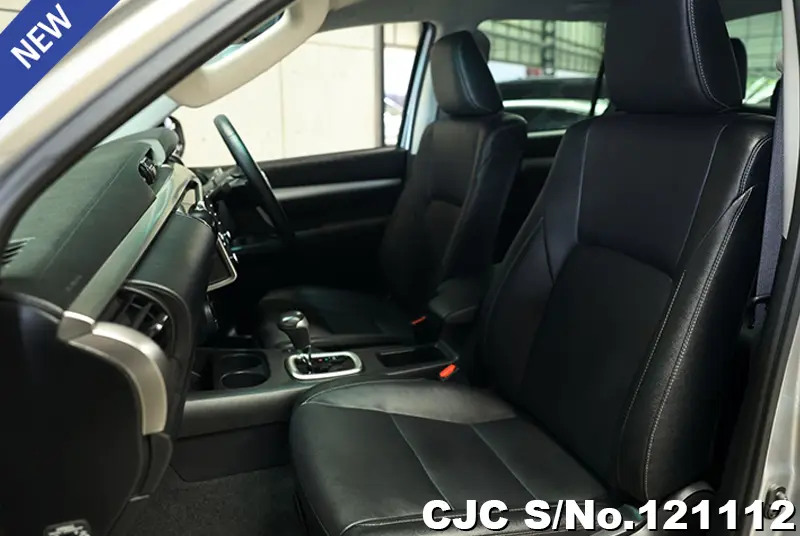 Toyota Hilux in Silver for Sale Image 6