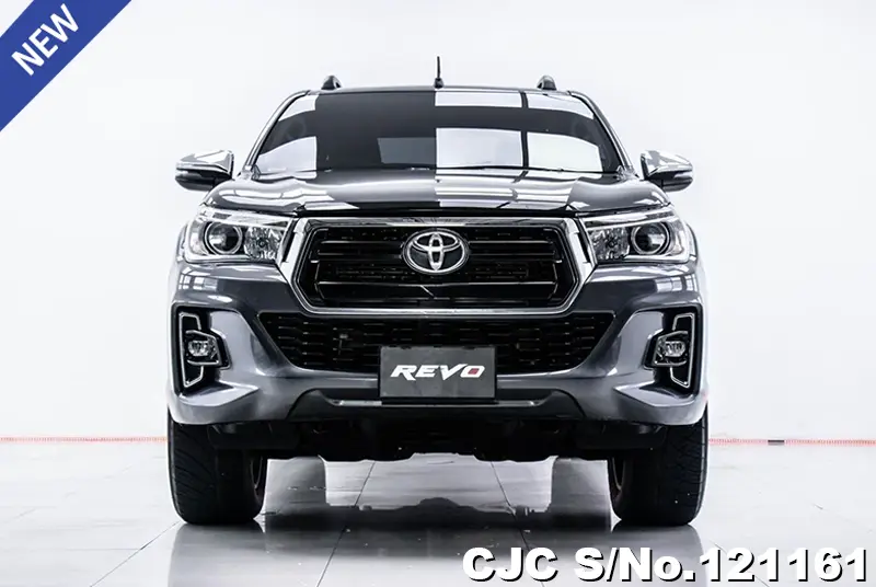 Toyota Hilux in Gray for Sale Image 2