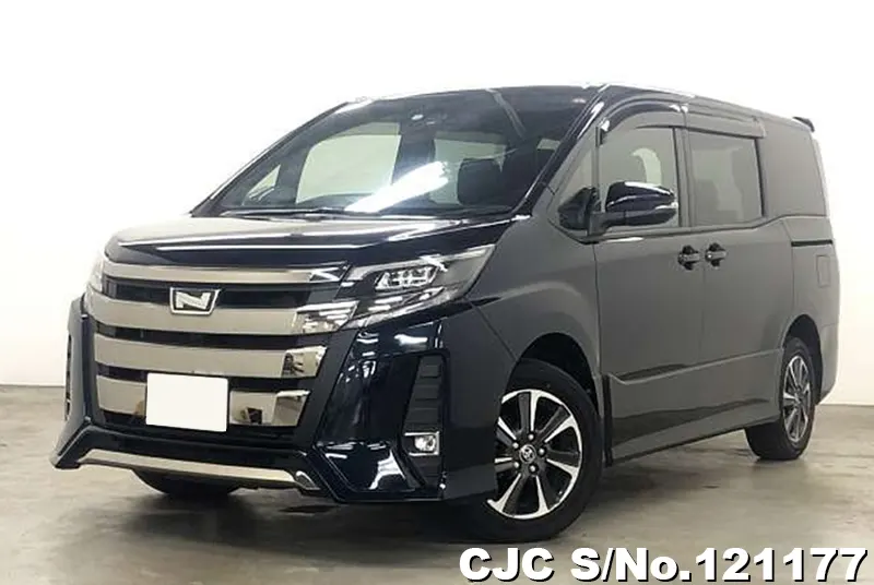 Toyota / Noah 2020