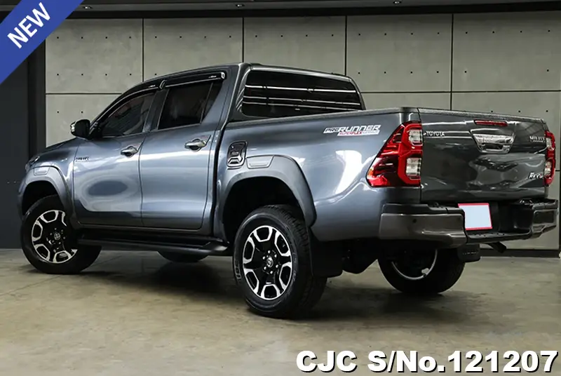 Toyota Hilux in Gray for Sale Image 1