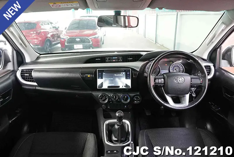 Toyota Hilux in Gray for Sale Image 6