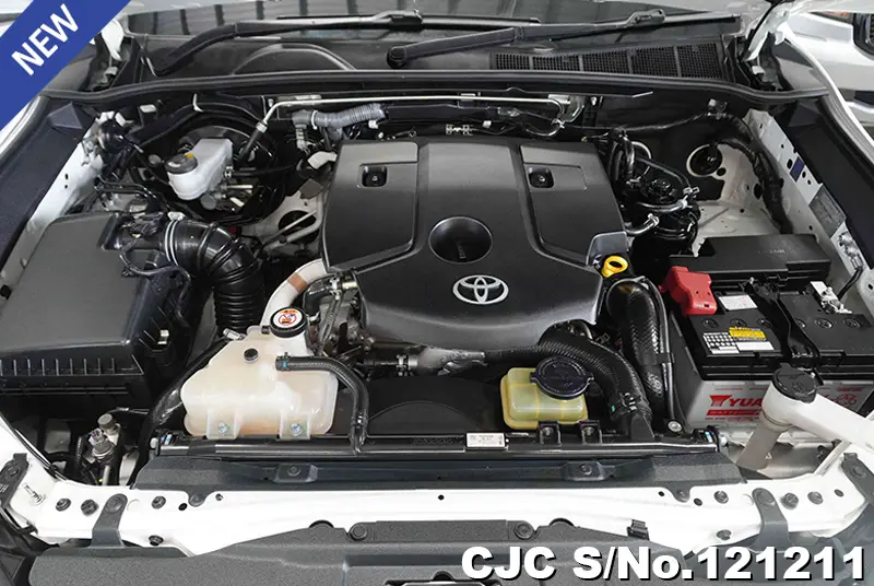 Toyota Hilux in White for Sale Image 14