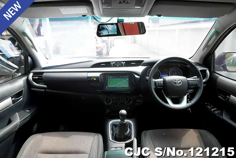 Toyota Hilux in Gray for Sale Image 5