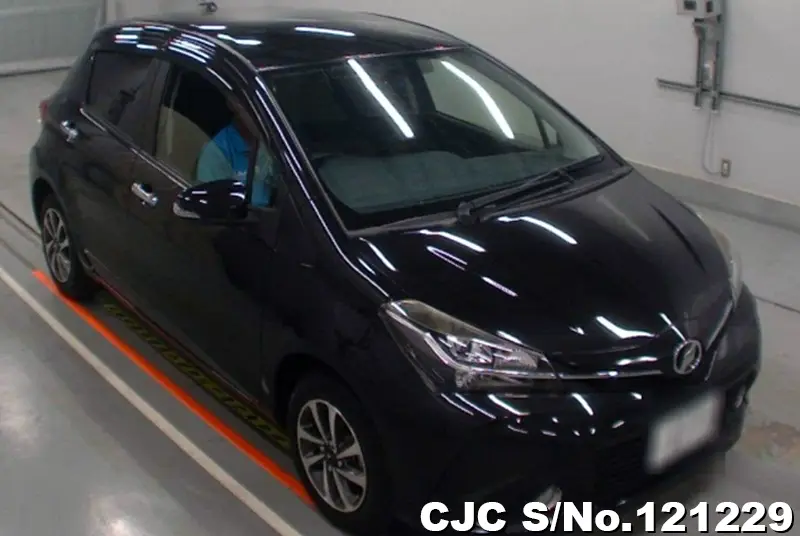 Toyota / Vitz 2016