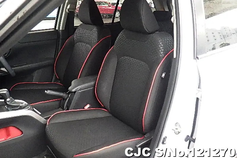Toyota Raize in White for Sale Image 11