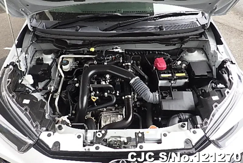 Toyota Raize in White for Sale Image 20