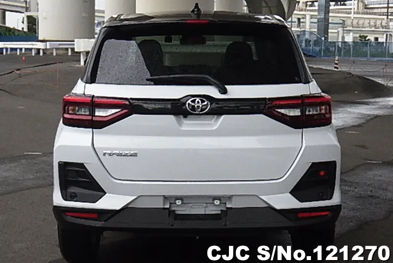 Toyota Raize in White for Sale Image 5