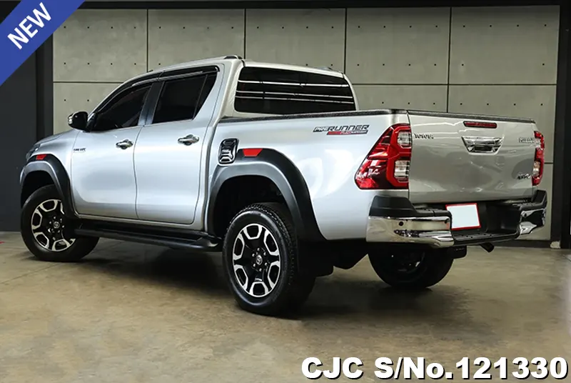 Toyota Hilux in Gray for Sale Image 1