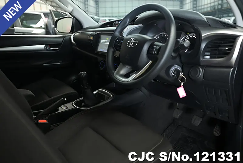 Toyota Hilux in Gray for Sale Image 6