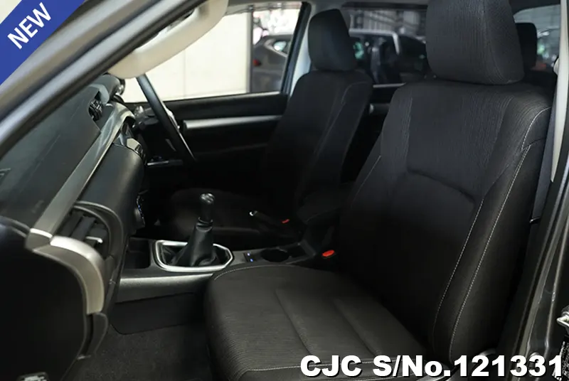Toyota Hilux in Gray for Sale Image 7