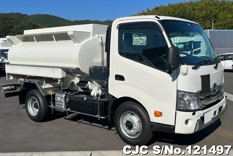Hino / Dutro 2023