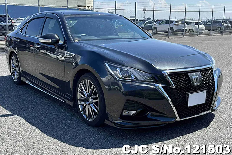 Toyota / Crown 2016