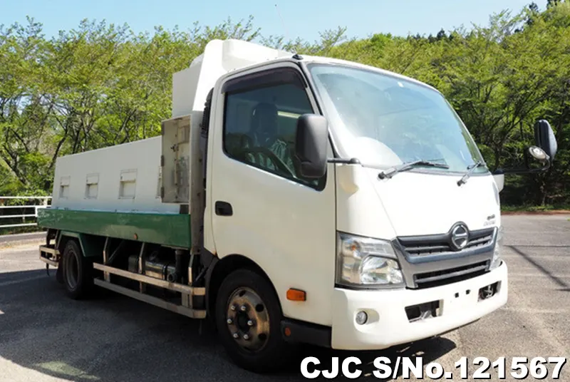 Hino / Dutro 2015