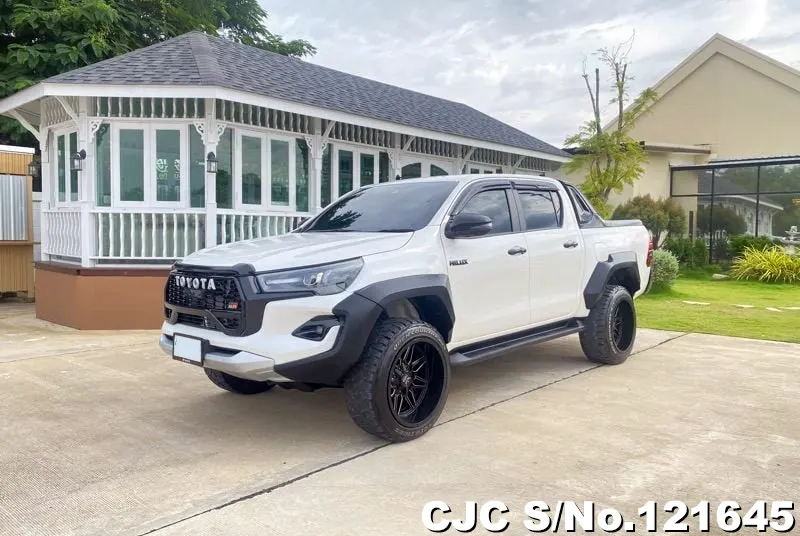 Toyota / Hilux / Revo 2023