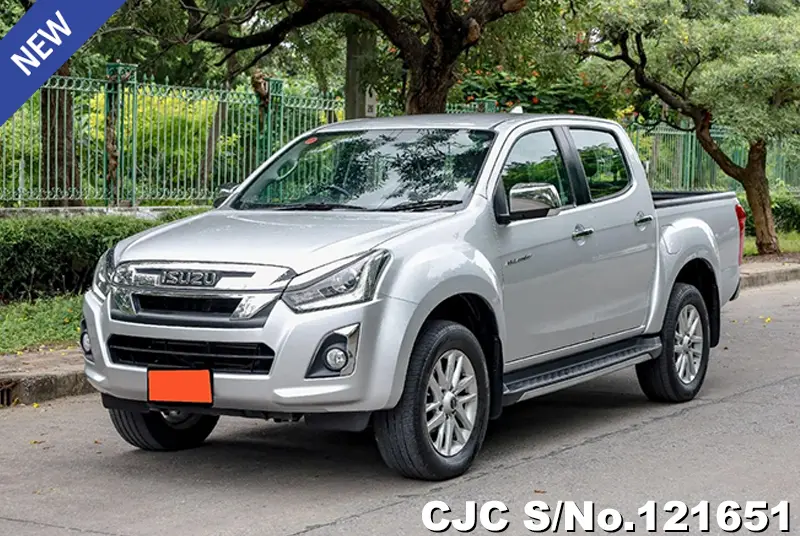 Isuzu D-Max in Silver for Sale Image 3