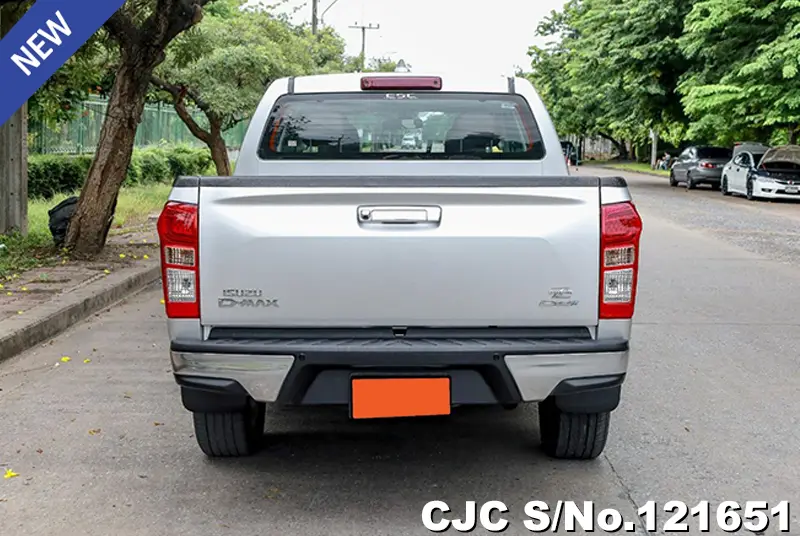 Isuzu D-Max in Silver for Sale Image 5