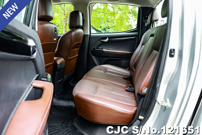 Isuzu D-Max in Silver for Sale Image 13