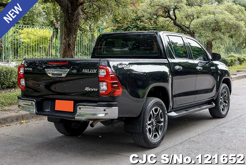 Toyota Hilux in Black for Sale Image 2