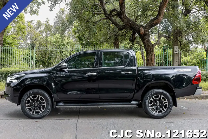 Toyota Hilux in Black for Sale Image 7