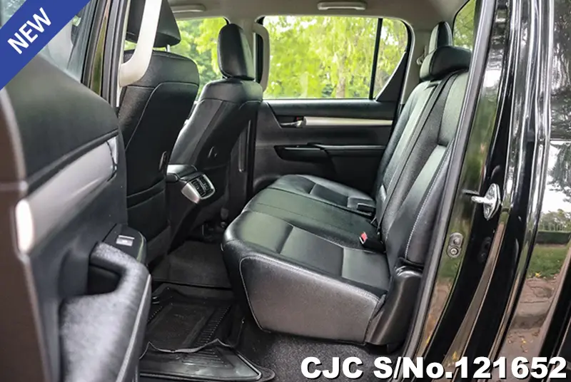 Toyota Hilux in Black for Sale Image 13