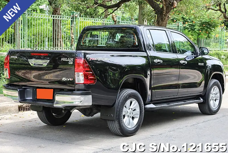 Toyota Hilux in Black for Sale Image 2