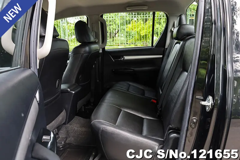 Toyota Hilux in Black for Sale Image 13