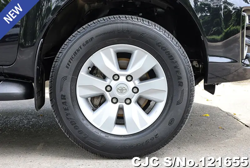 Toyota Hilux in Black for Sale Image 15