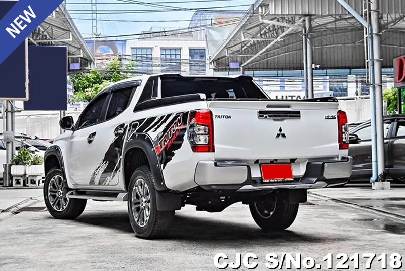 Mitsubishi Triton in White for Sale Image 1