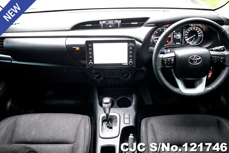 Toyota Hilux in White for Sale Image 9