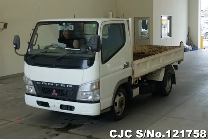Mitsubishi / Canter 2003