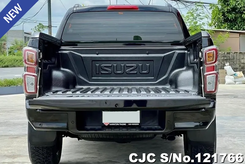 Isuzu D-Max in Black for Sale Image 6
