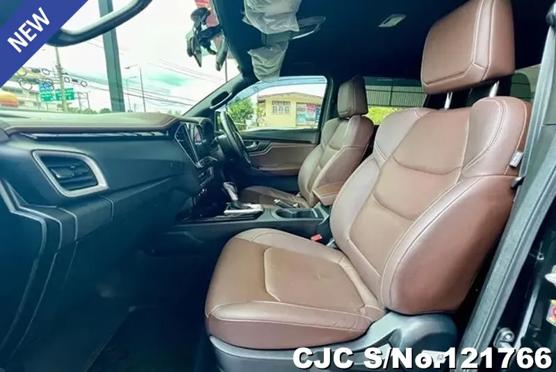 Isuzu D-Max in Black for Sale Image 9