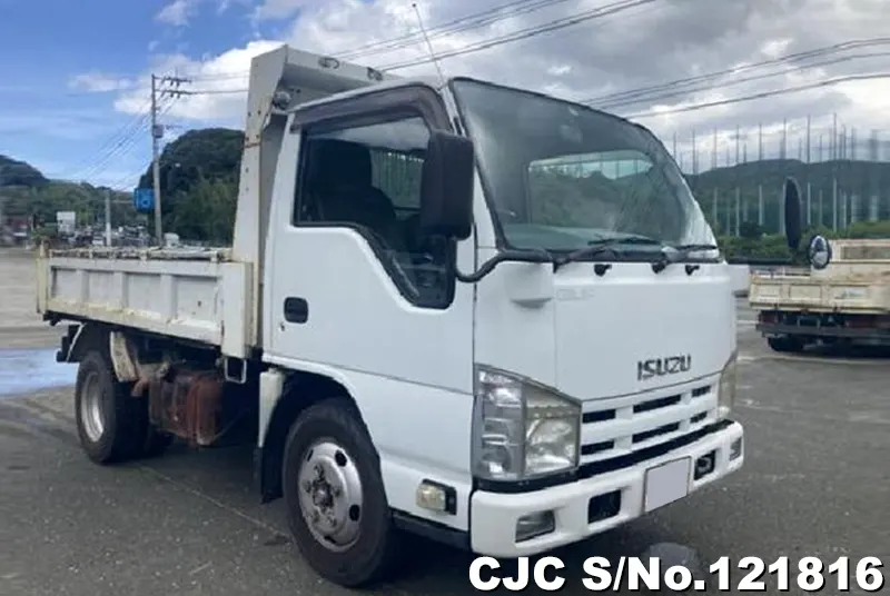 Isuzu / Elf 2013