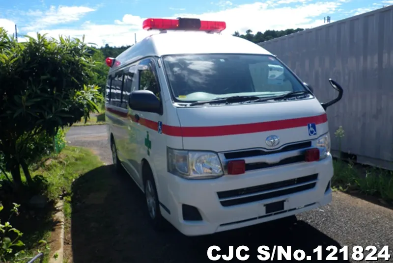 Toyota / Hiace 2013