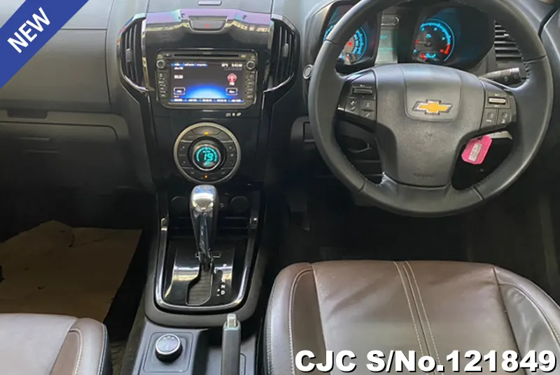 Chevrolet Colorado in Black for Sale Image 6