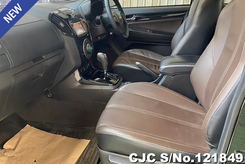 Chevrolet Colorado in Black for Sale Image 8