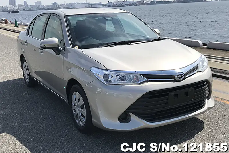 Toyota / Corolla Axio 2016
