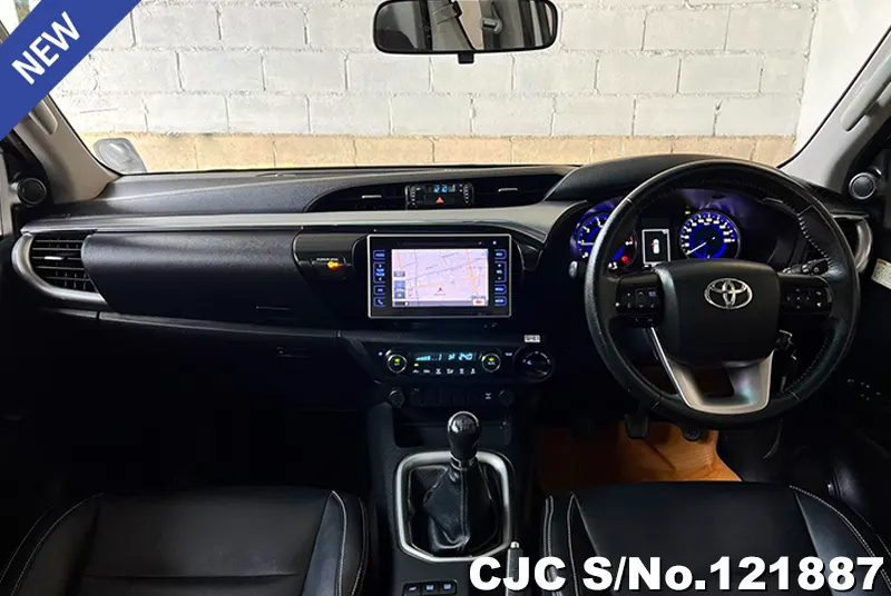 Toyota Hilux in Silver for Sale Image 5