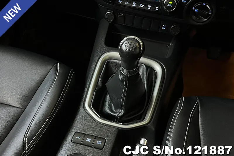 Toyota Hilux in Silver for Sale Image 9