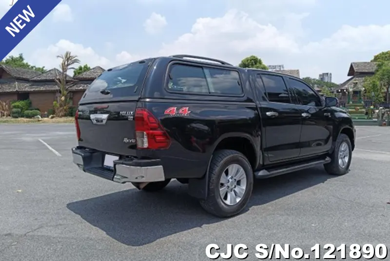 Toyota Hilux in Black for Sale Image 2