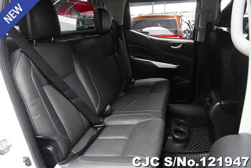 Nissan Navara in White for Sale Image 8