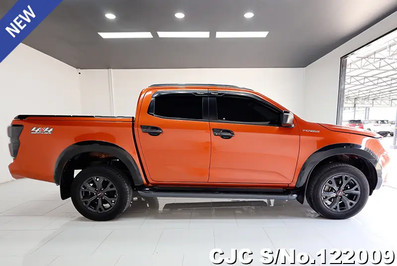 Isuzu D-Max in Orange for Sale Image 5