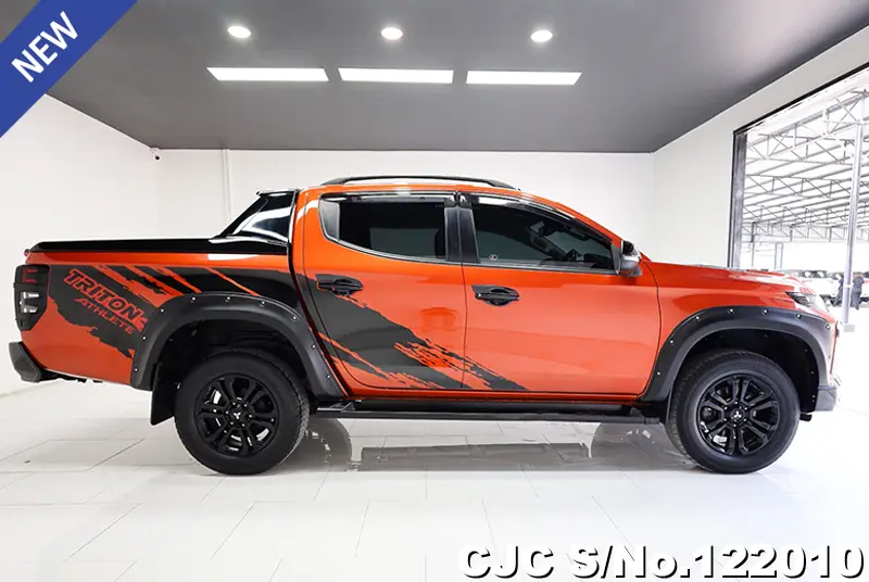 Mitsubishi Triton in Orange for Sale Image 5
