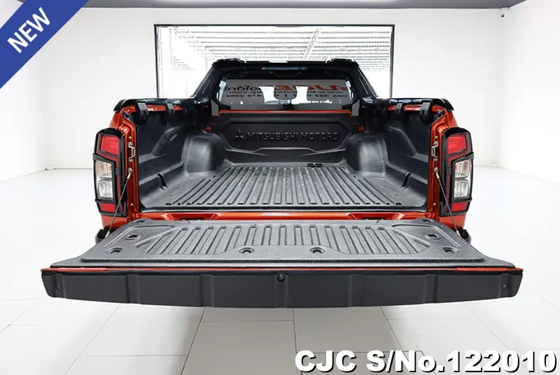 Mitsubishi Triton in Orange for Sale Image 6