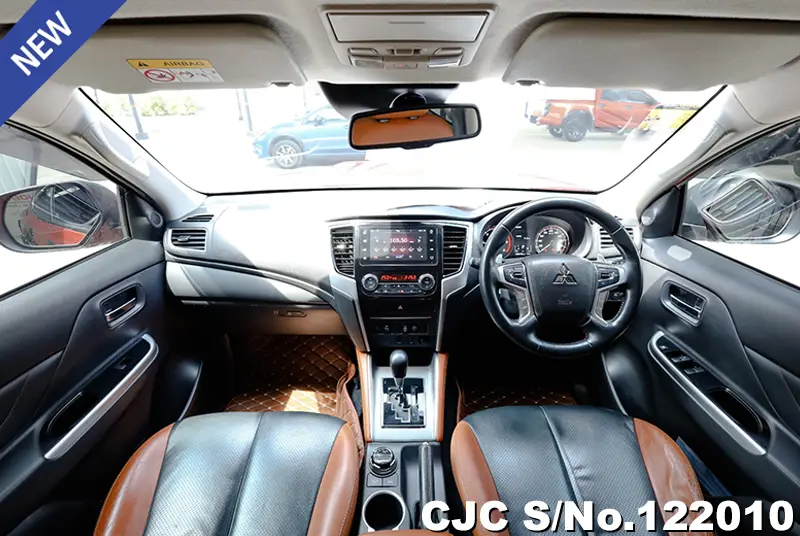 Mitsubishi Triton in Orange for Sale Image 7