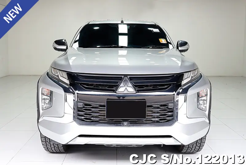 Mitsubishi Triton in Silver for Sale Image 4