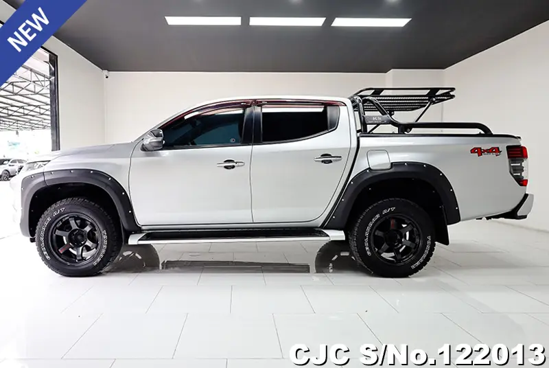 Mitsubishi Triton in Silver for Sale Image 6