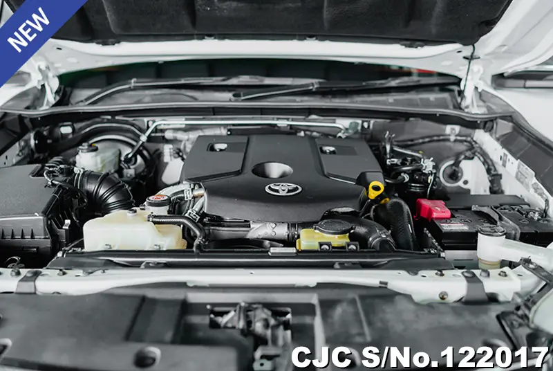 Toyota Hilux in White for Sale Image 14