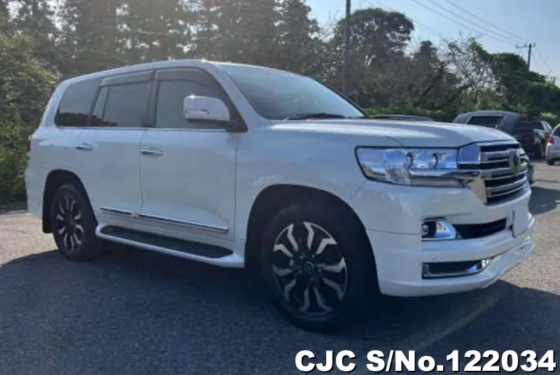 Toyota / Land Cruiser 2020