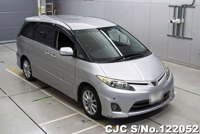 Toyota / Estima 2009